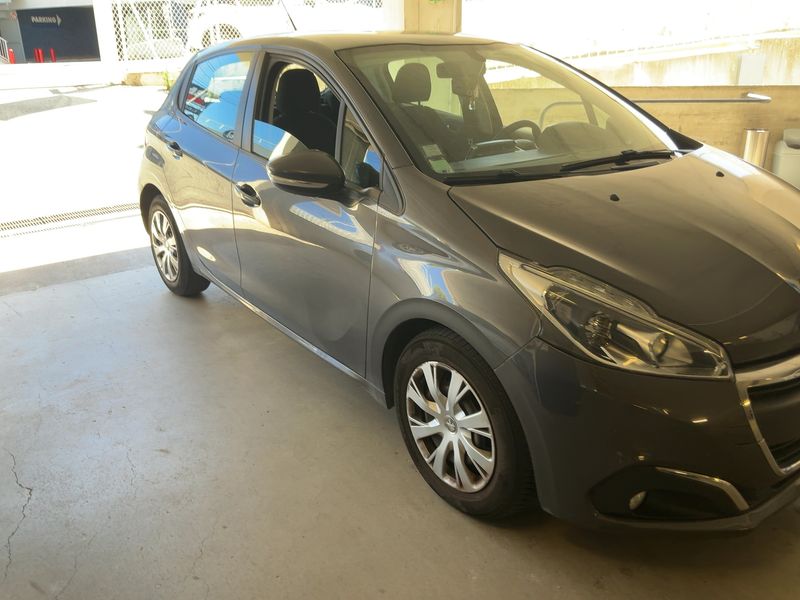 Peugeot 208 1.5 Blue-HDi Active 2018 – снимка 12