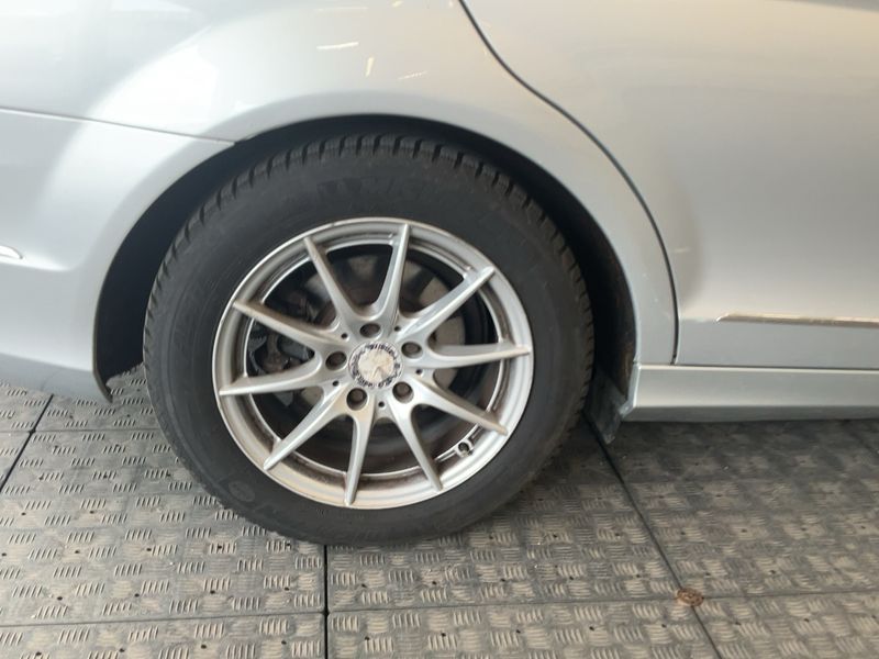 Mercedes-Benz C-Klasse C 200 CDI BlueEfficiency Avantgarde 2011 – снимка 9
