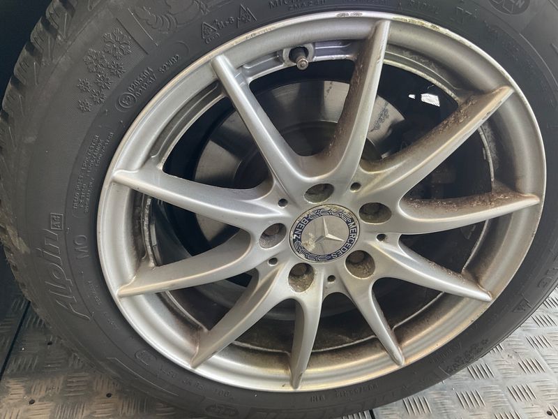 Mercedes-Benz C-Klasse C 200 CDI BlueEfficiency Avantgarde 2011 – снимка 45