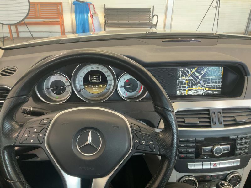 Mercedes-Benz C-Klasse C 200 CDI BlueEfficiency Avantgarde 2011 – снимка 17