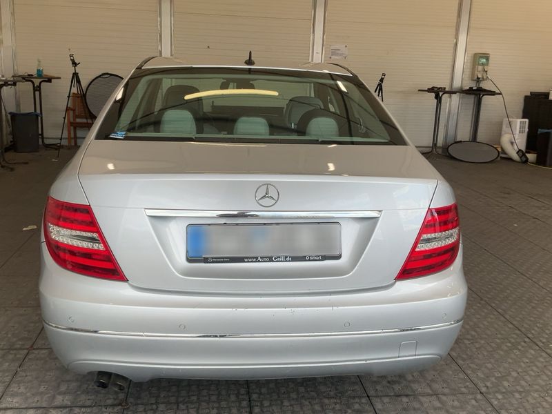 Mercedes-Benz C-Klasse C 200 CDI BlueEfficiency Avantgarde 2011 – снимка 7