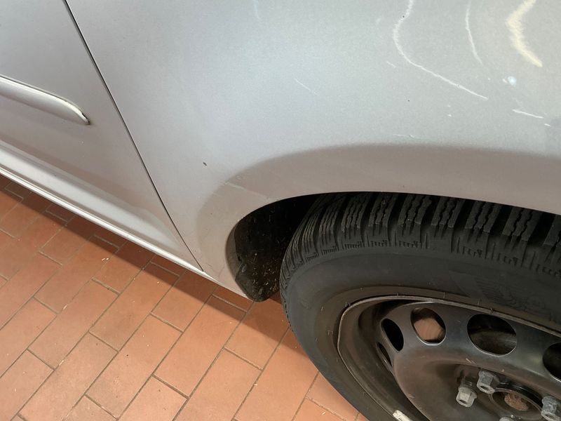 Volkswagen Touran 2.0 TDI Comfortline 2013 – снимка 24