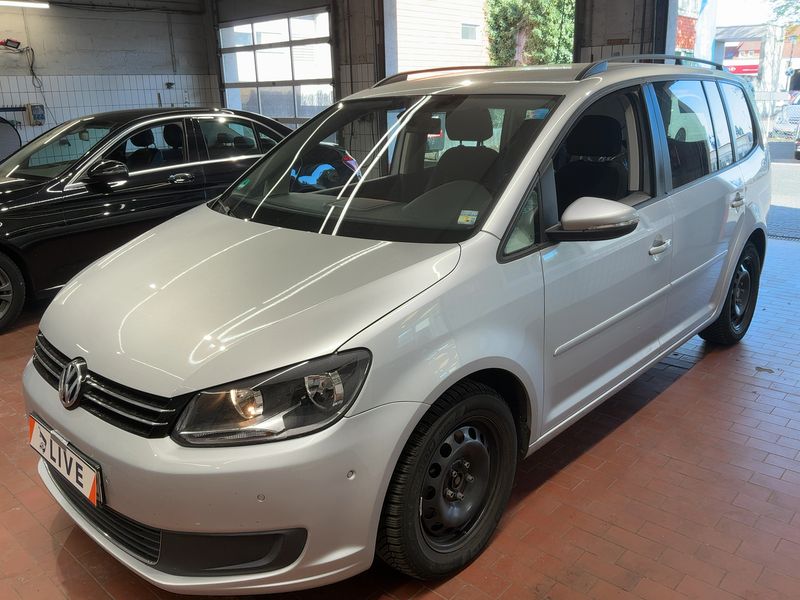 Volkswagen Touran 2.0 TDI Comfortline 2013 – снимка 1