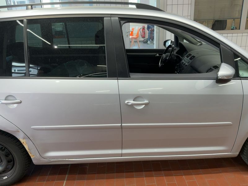 Volkswagen Touran 2.0 TDI Comfortline 2013 – снимка 10