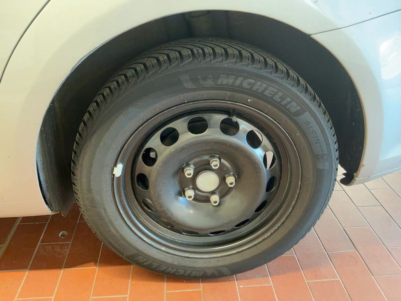 Volkswagen Touran 2.0 TDI Comfortline 2013 – снимка 5