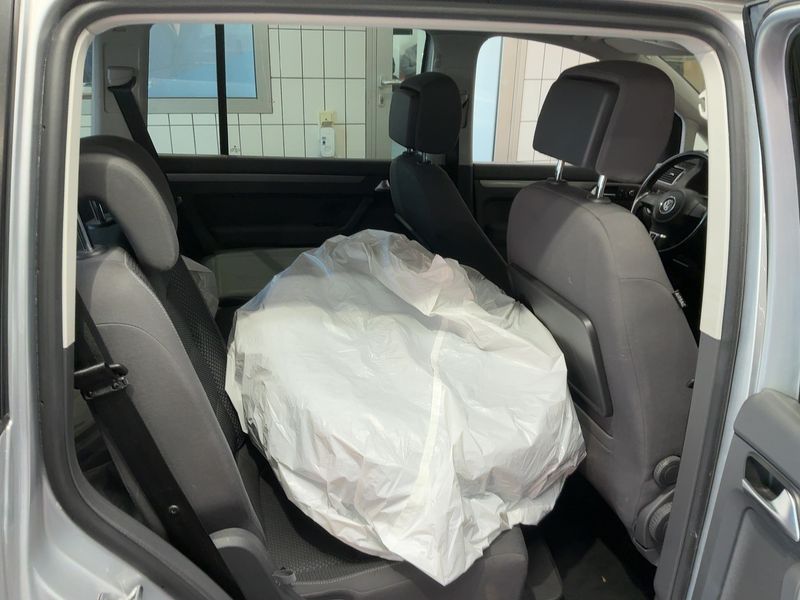 Volkswagen Touran 2.0 TDI Comfortline 2013 – снимка 20