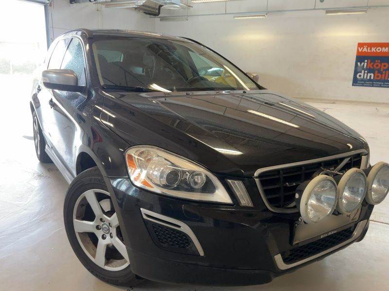 Volvo XC60 2.4 D5 R-Design AWD 2011 – снимка 12