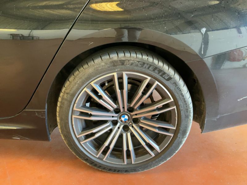 BMW 3er 320d xDrive M Sport 2019 – снимка 18