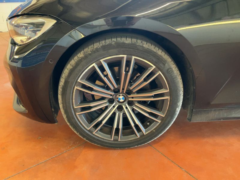 BMW 3er 320d xDrive M Sport 2019 – снимка 17