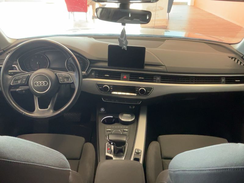 Audi A4 2.0 TDI Sport 2019 – снимка 17