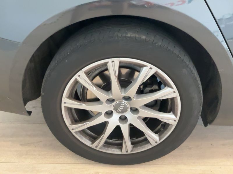 Audi A4 2.0 TDI Sport 2019 – снимка 9