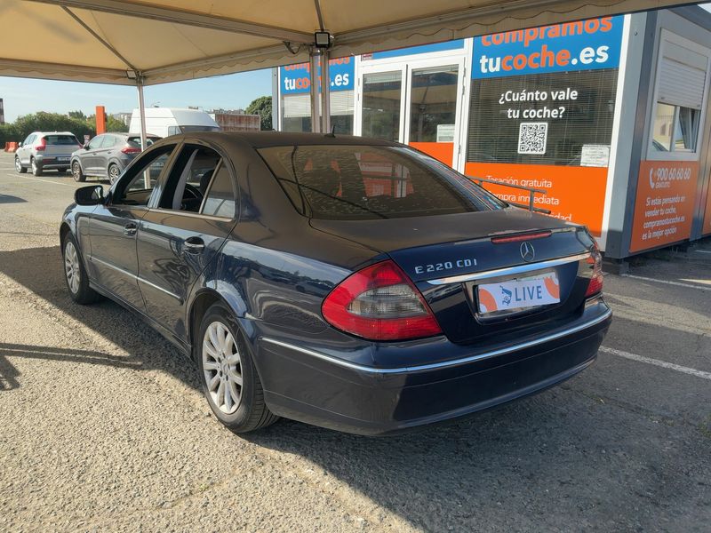 Mercedes-Benz E-Klasse E 220 CDI Elegance 2007 – снимка 3