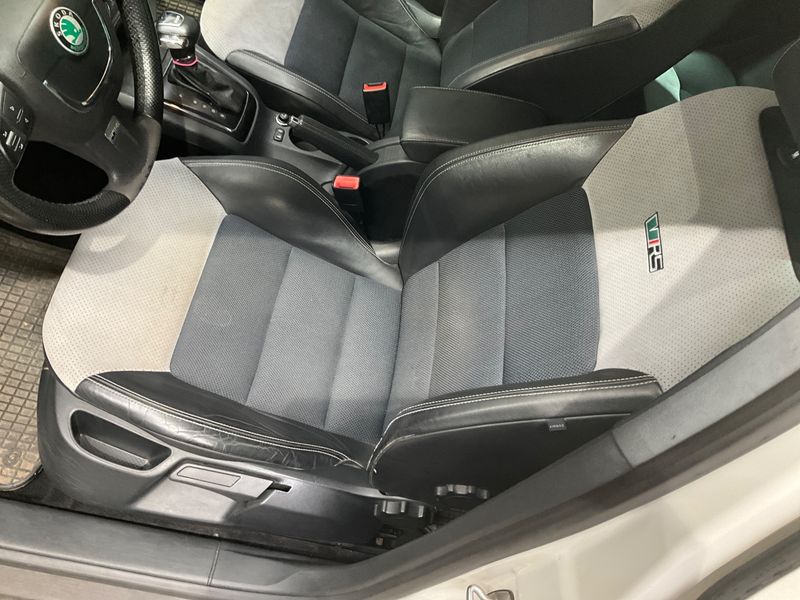 Skoda Octavia 2.0 TDI RS 2012 – снимка 29