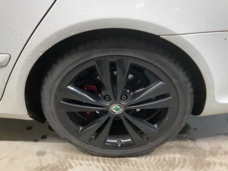 Skoda Octavia 2.0 TDI RS 2012 – снимка 5