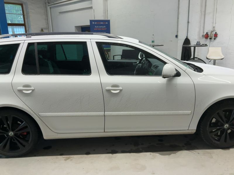 Skoda Octavia 2.0 TDI RS 2012 – снимка 10