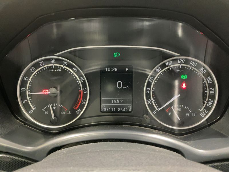 Skoda Octavia 2.0 TDI RS 2012 – снимка 19