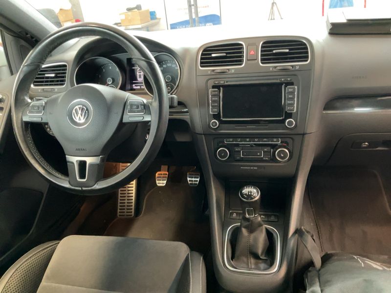 Volkswagen Golf VI 1.2 TSI Basis BlueMotion Tech 2012 – снимка 18