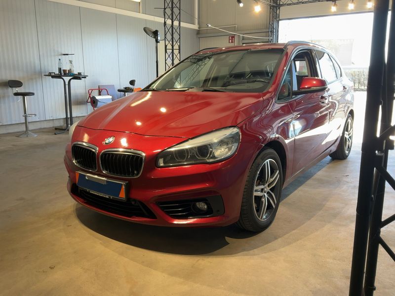 BMW 2er 225i Active Tourer xDrive Sport Line 2015 – снимка 1