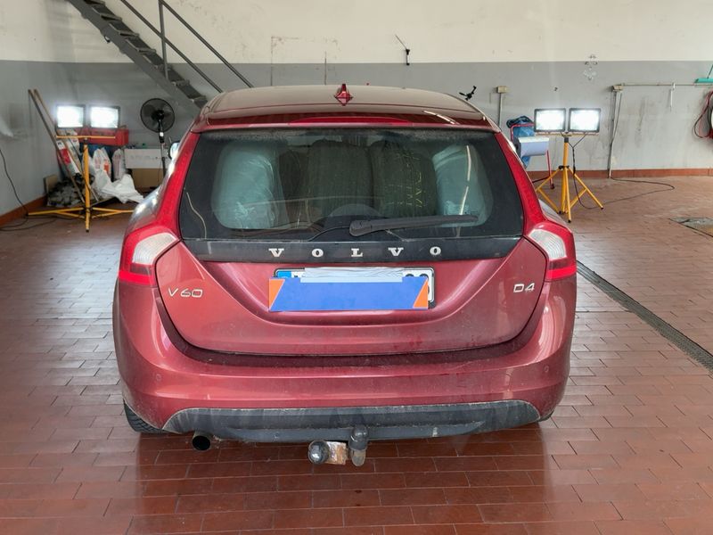 Volvo V60 2.0 D4 Kinetic 2013 – снимка 7