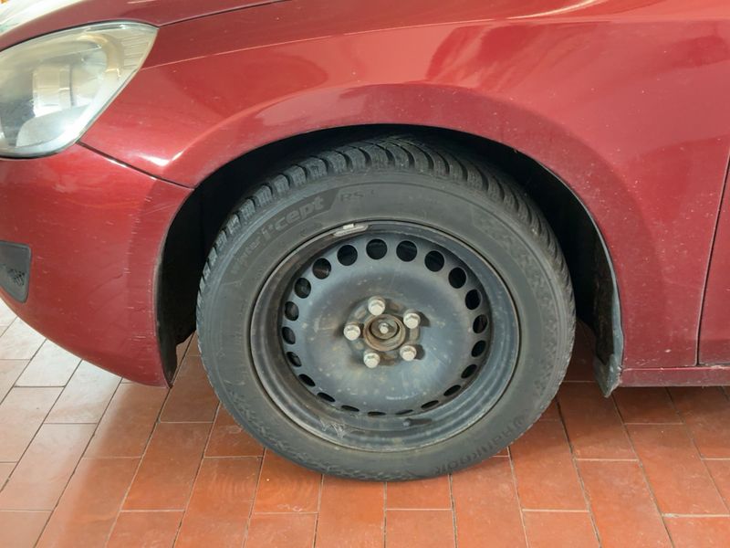 Volvo V60 2.0 D4 Kinetic 2013 – снимка 3