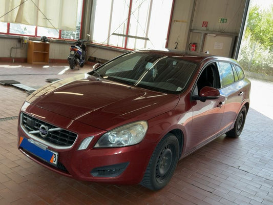 Volvo V60 2.0 D4 Kinetic 2013 – снимка 1
