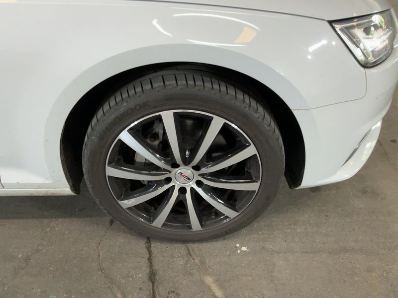Audi A4 2.0 TDI Sport 2017 – снимка 11