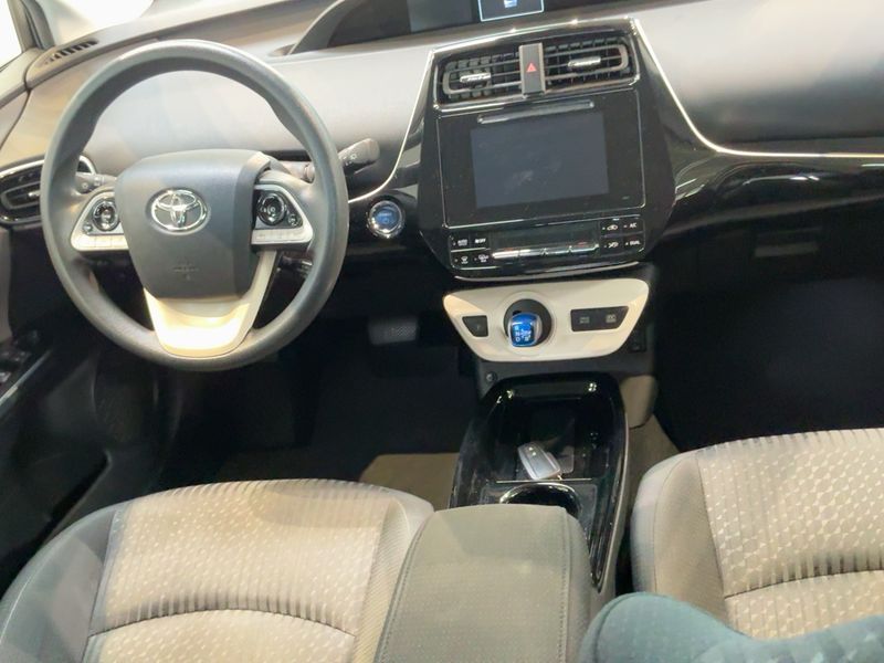 Toyota Prius 1.8 2017 – снимка 18