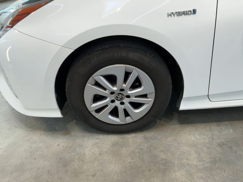 Toyota Prius 1.8 2017 – снимка 3