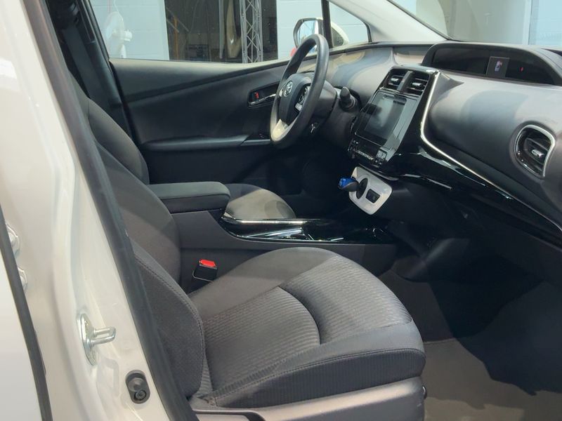 Toyota Prius 1.8 2017 – снимка 17