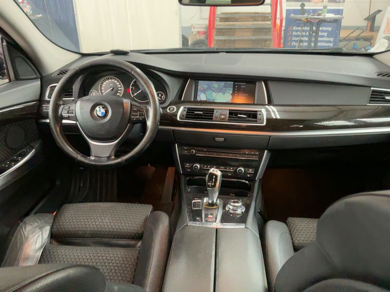 BMW 5er 530d GT 2011 – снимка 17