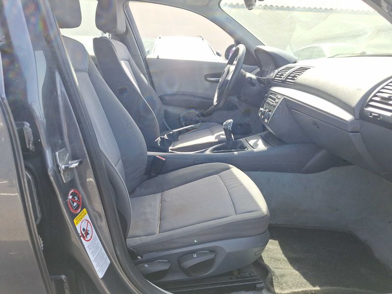 BMW 1er 118d Confort 2006 – снимка 10