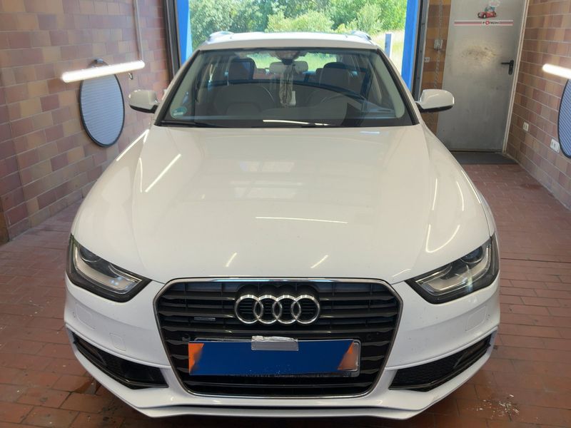 Audi A4 2.0 TDI quattro Ambiente 2012 – снимка 14