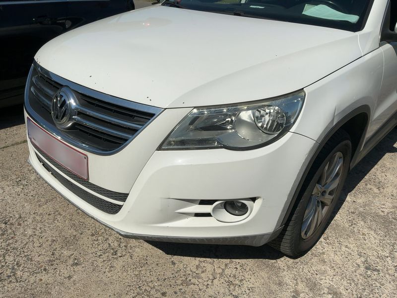 Volkswagen Tiguan 2.0 TDI Sport & Style BlueMotion Tech 2010 – снимка 2