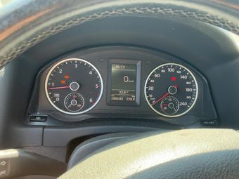 Volkswagen Tiguan 2.0 TDI Sport & Style BlueMotion Tech 2010 – снимка 18