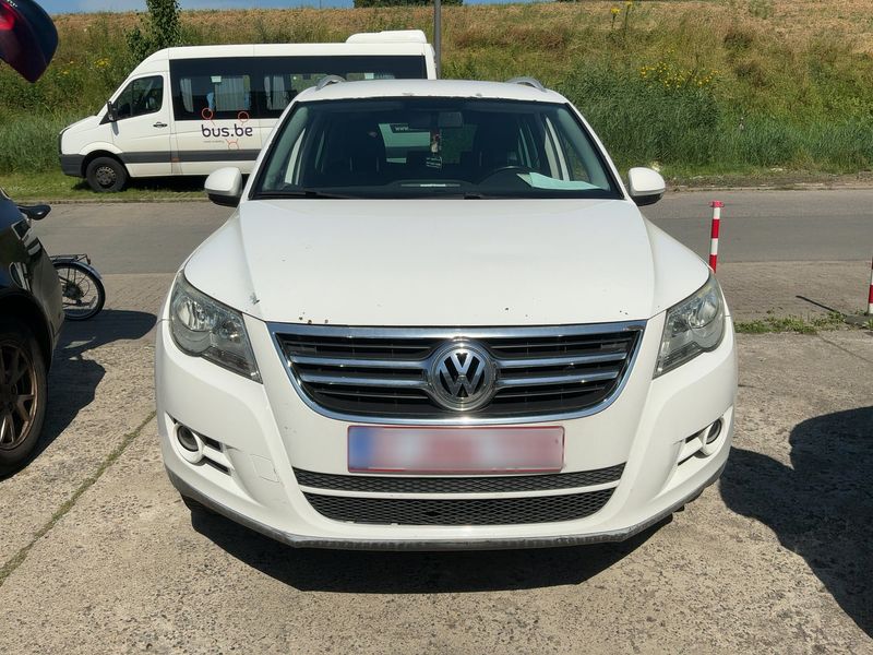 Volkswagen Tiguan 2.0 TDI Sport & Style BlueMotion Tech 2010 – снимка 14