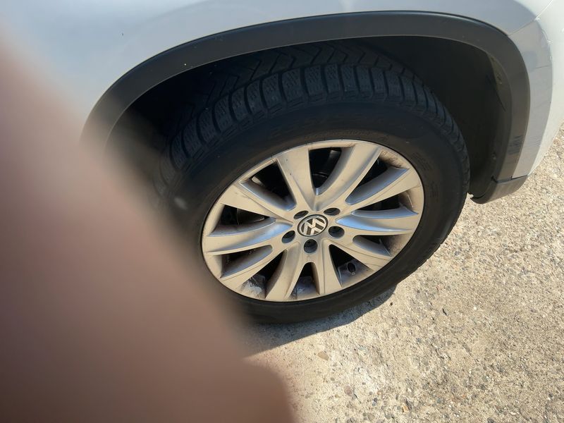 Volkswagen Tiguan 2.0 TDI Sport & Style BlueMotion Tech 2010 – снимка 11