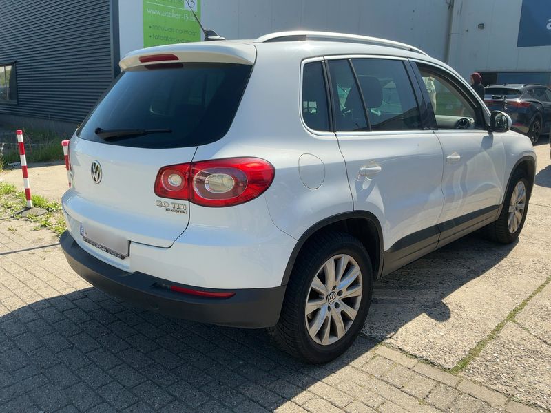 Volkswagen Tiguan 2.0 TDI Sport & Style BlueMotion Tech 2010 – снимка 8