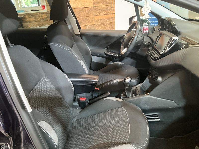 Peugeot 208 1.2 PureTech Style 2016 – снимка 3