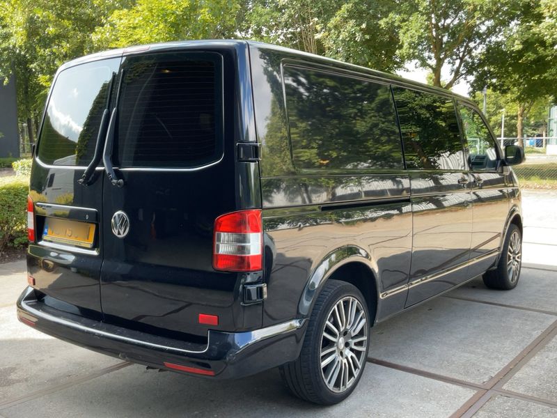 Volkswagen T5 Transporter 2.0 TDI Van Business Line L2H1 2013 – снимка на щета