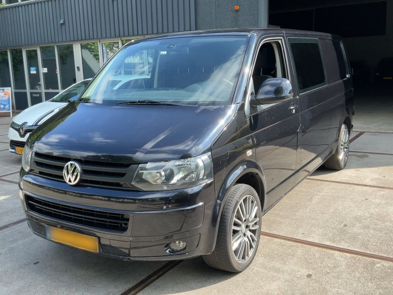 Volkswagen T5 Transporter 2.0 TDI Van Business Line L2H1 2013 – снимка 1