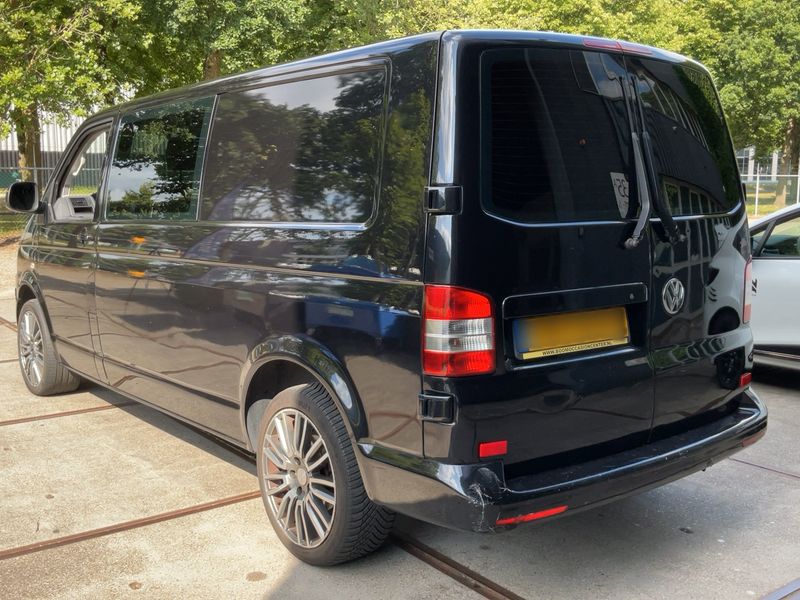 Volkswagen T5 Transporter 2.0 TDI Van Business Line L2H1 2013 – снимка 3