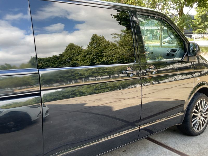 Volkswagen T5 Transporter 2.0 TDI Van Business Line L2H1 2013 – снимка на щета