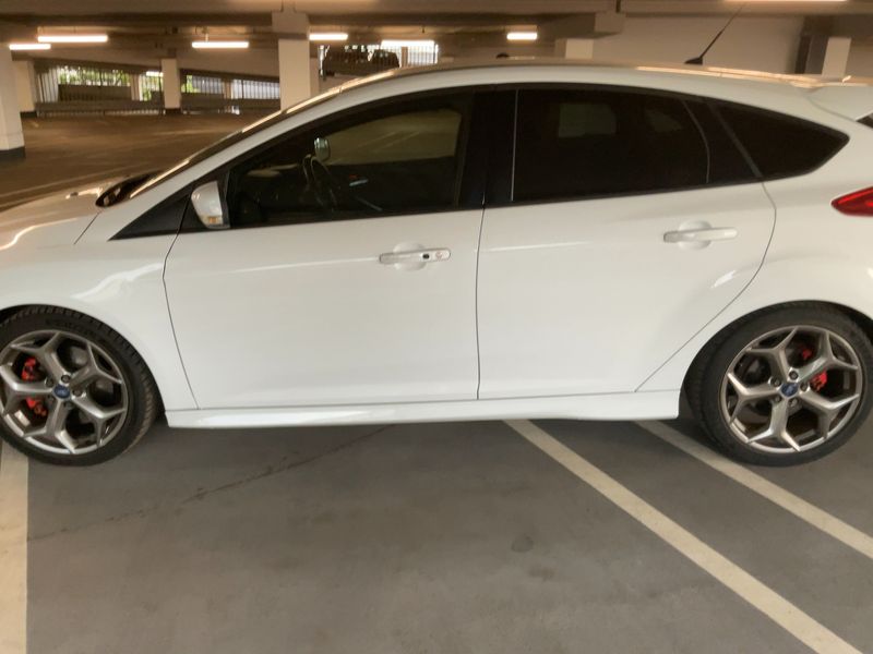 Ford Focus 2.0 EcoBoost ST 2013 – снимка 4