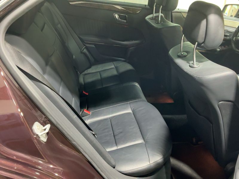 Mercedes-Benz E-Klasse E 350 CGI BlueEfficiency Elegance 2009 – снимка 19