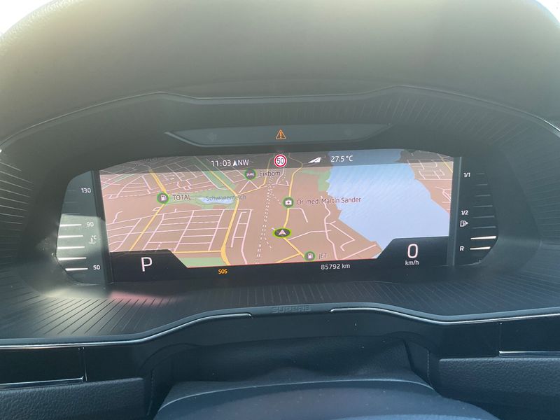 Skoda Superb 2.0 TDI L&K 4x4 2022 – снимка 18