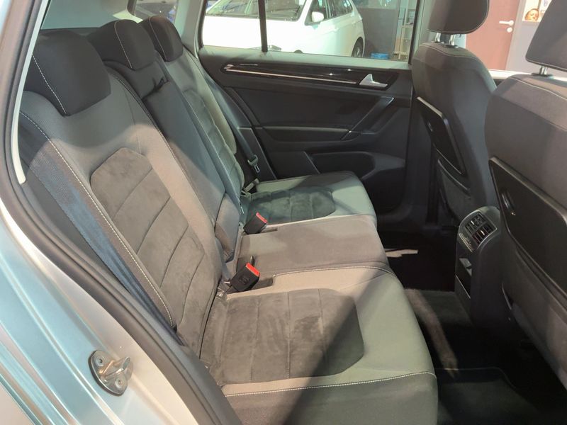 Volkswagen Golf VII Sportsvan 2.0 TDI Carat 2016 – снимка 19