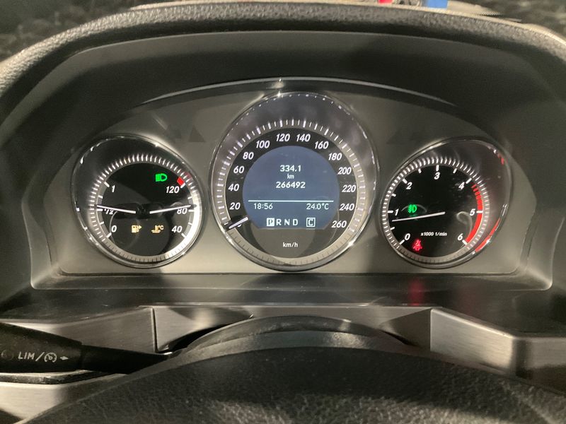 Mercedes-Benz GLK-Klasse GLK 220 CDI 4Matic BlueEfficiency 2010 – снимка 18