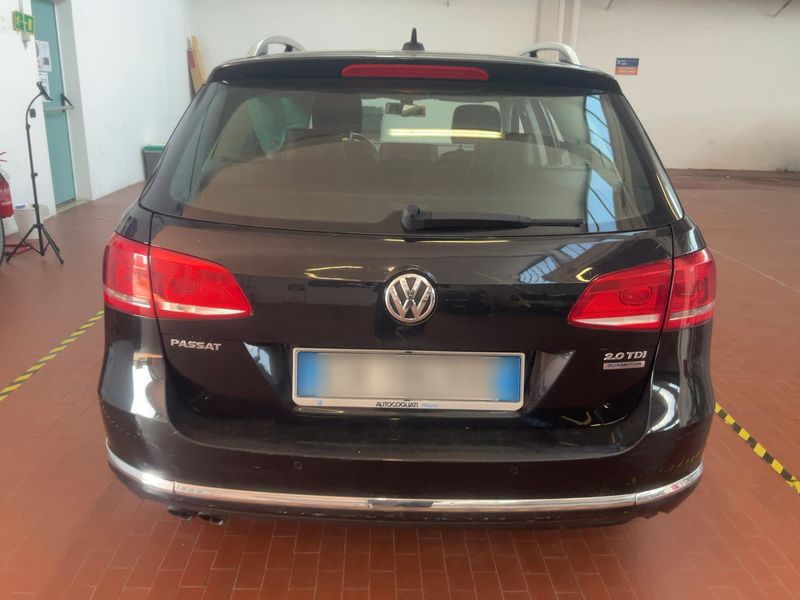 Volkswagen Passat 2.0 TDI Highline BlueMotion Tech 2014 – снимка 5