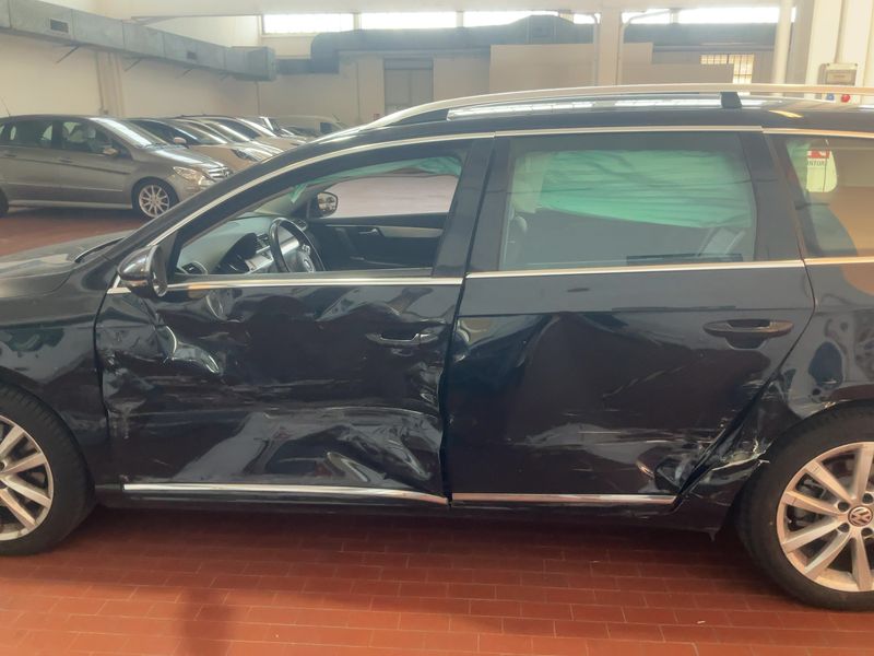 Volkswagen Passat 2.0 TDI Highline BlueMotion Tech 2014 – снимка на щета