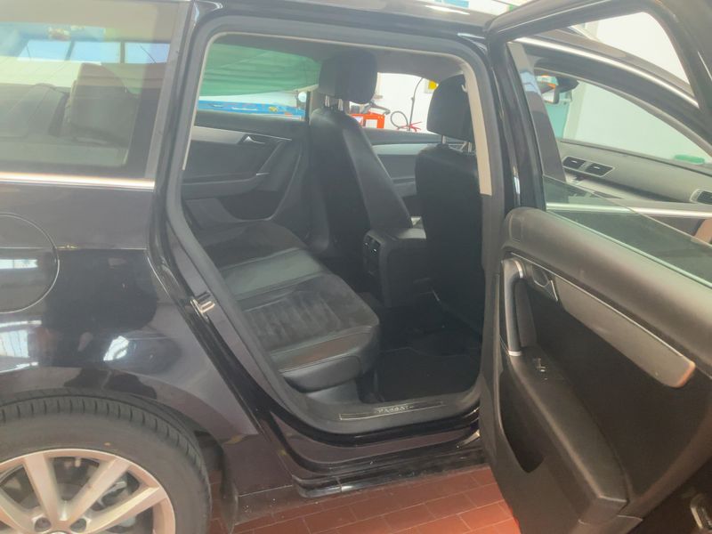 Volkswagen Passat 2.0 TDI Highline BlueMotion Tech 2014 – снимка 14